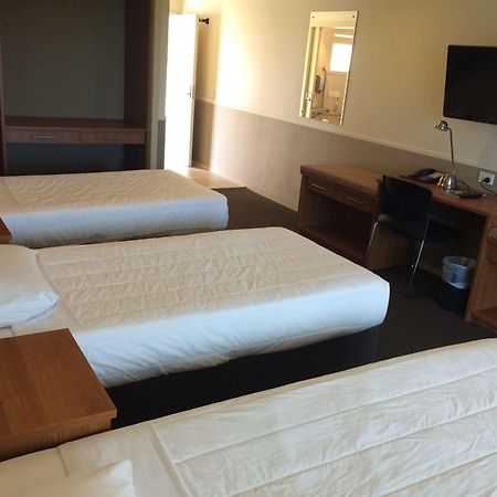Bruce Pulman Lodge Papakura Ngoại thất bức ảnh