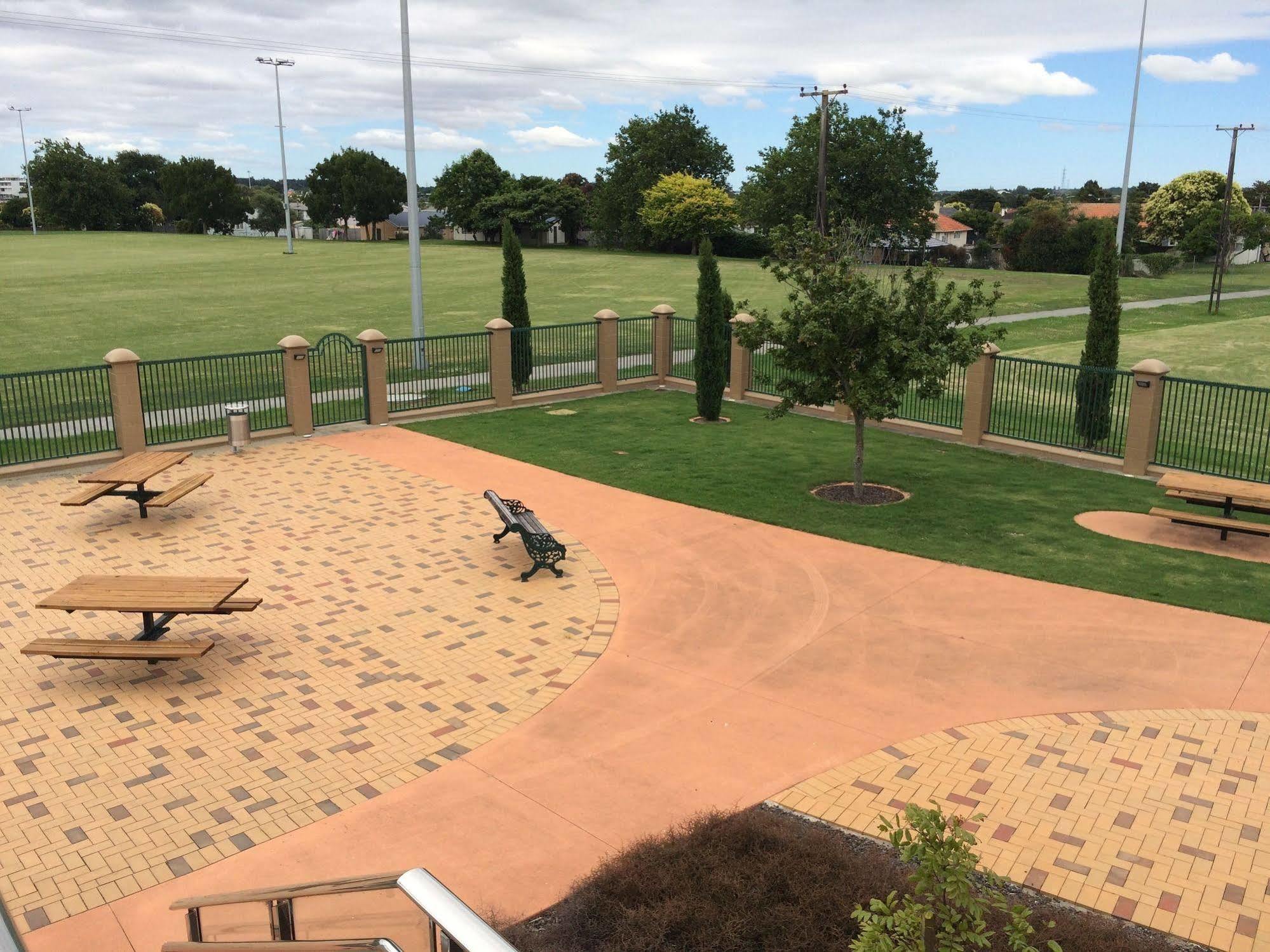 Bruce Pulman Lodge Papakura Ngoại thất bức ảnh
